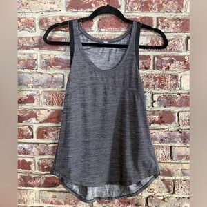 Lululemon On Track Singlet Tank Size 6 Gray Racerback Athletic Top